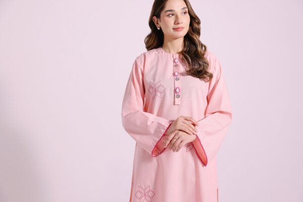 Ethnic
Embroidered Shirt E4029/102/326 Ready To Wear