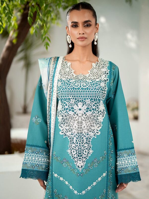 Zainab Chottani Ruhae D 9A Collection 24