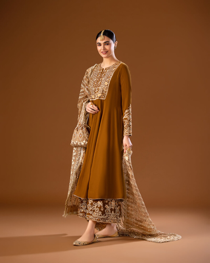 product Faiza Saqlain Maah-Paara Luxe Formals