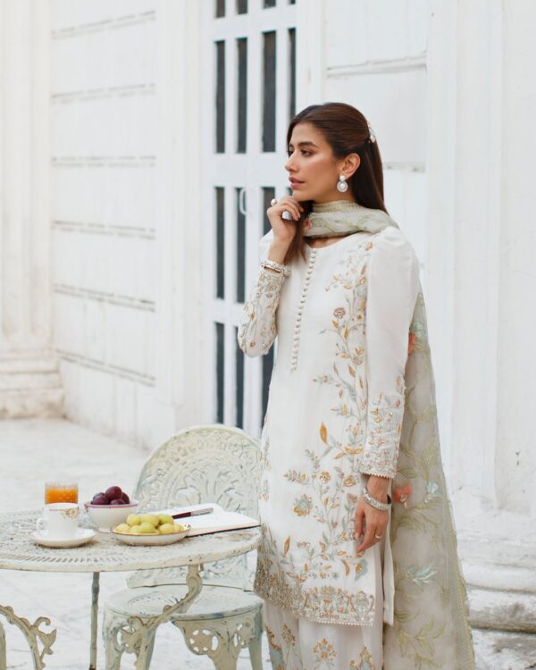 Faiza Saqlain Clara Luxe Collection 24