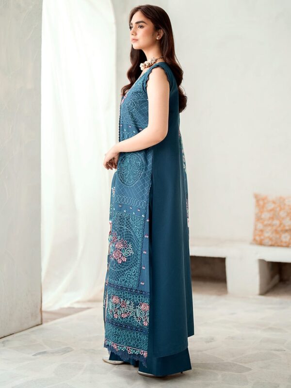 Zainab Chottani Samaha D 5A Collection 24