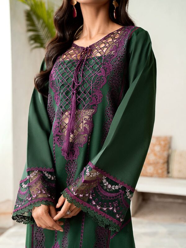 Zainab Chottani Raha D 6B Collection 24