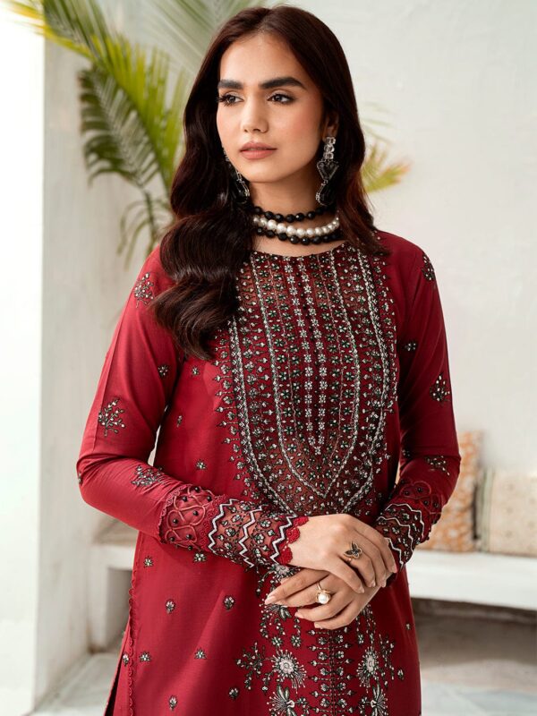 Zainab Chottani Ruhae D 9B Collection 24