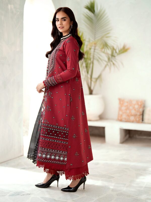 Zainab Chottani Ruhae D 9B Collection 24