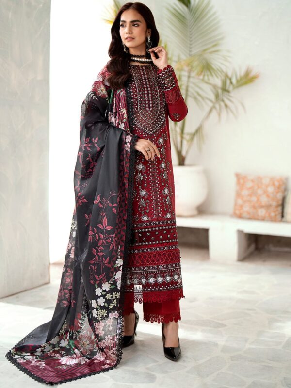 Zainab Chottani Ruhae D 9B Collection 24