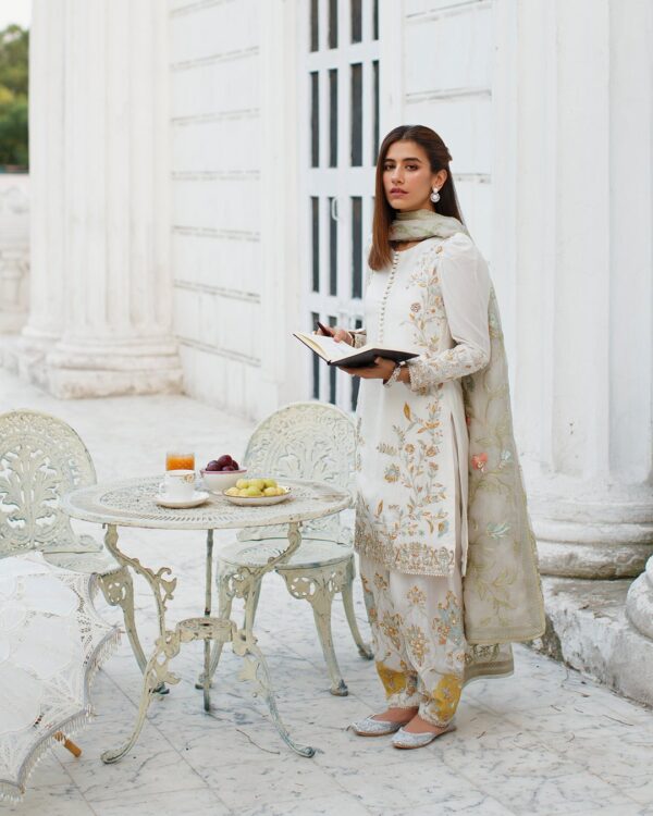 Faiza Saqlain Clara Luxe Collection 24