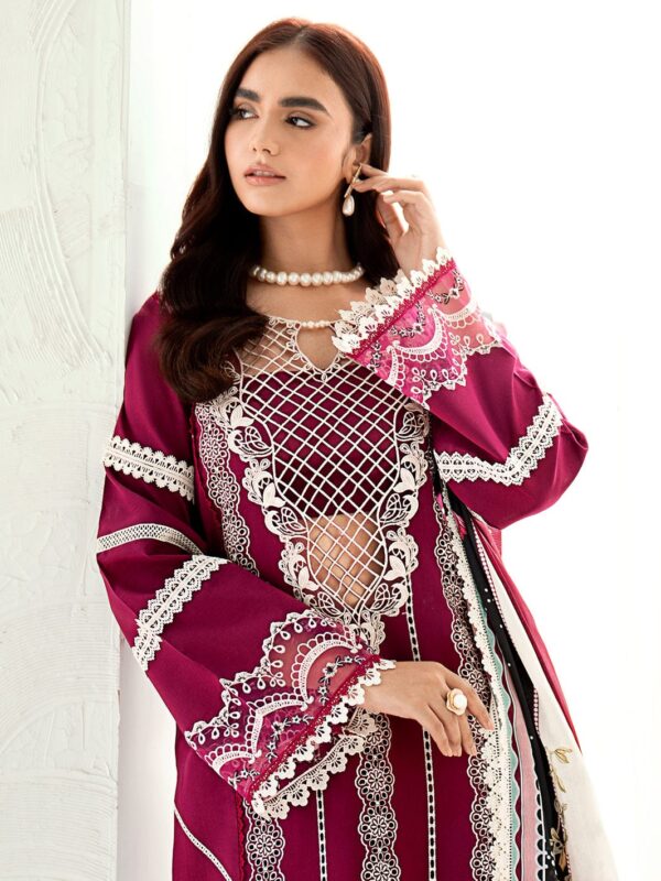 Zainab Chottani Motia 7A Collection 24