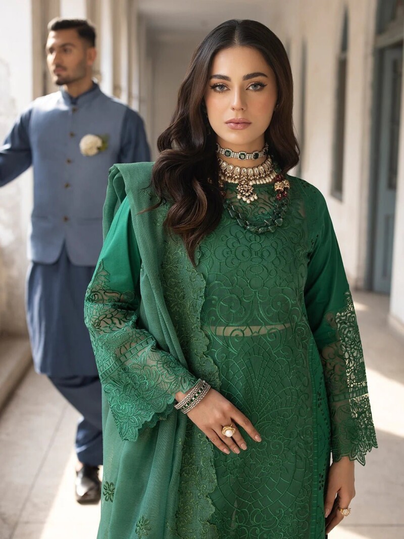 product Mahnur Mahrukh Mm24-03 B Emerald Lawn Collection 24