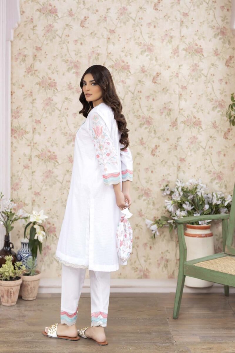 La Rosaa Spring Lss-24-04 White Spring Summer Embroidered Lawn Stitched Collection 2024