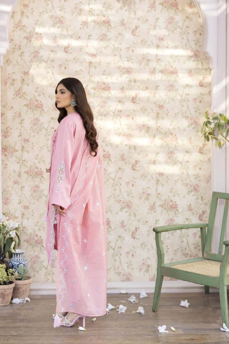 La Rosaa Spring Lss-24-05 Pink Spring Summer Embroidered Lawn Stitched Collection 2024