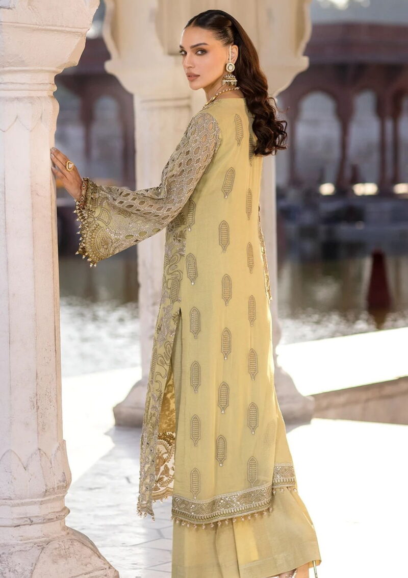 Neeshay Dastgah Leila Formal Collection