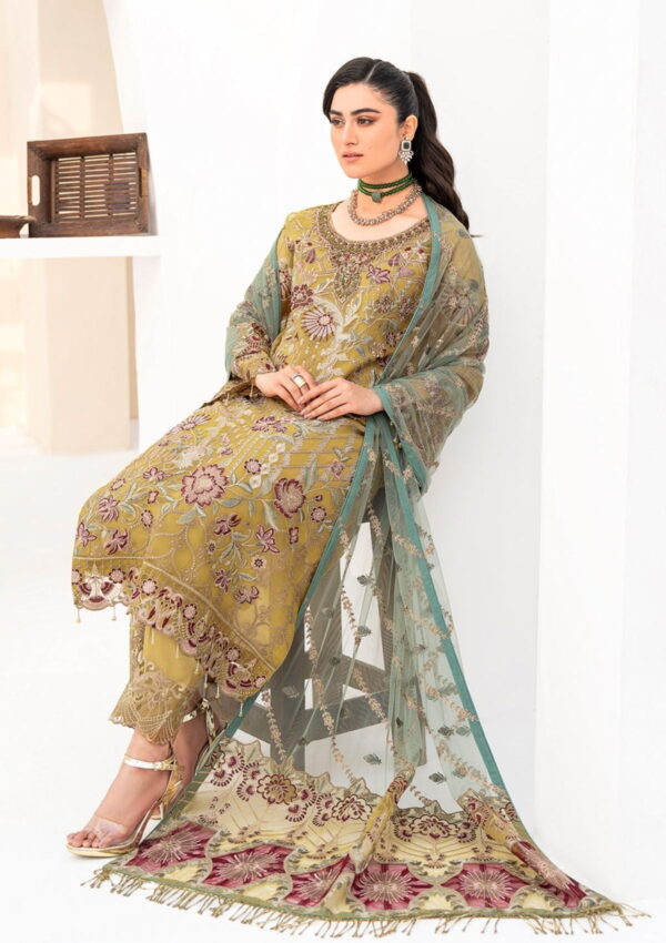 Ramsha Minhal V8 M 806 Formal Collection