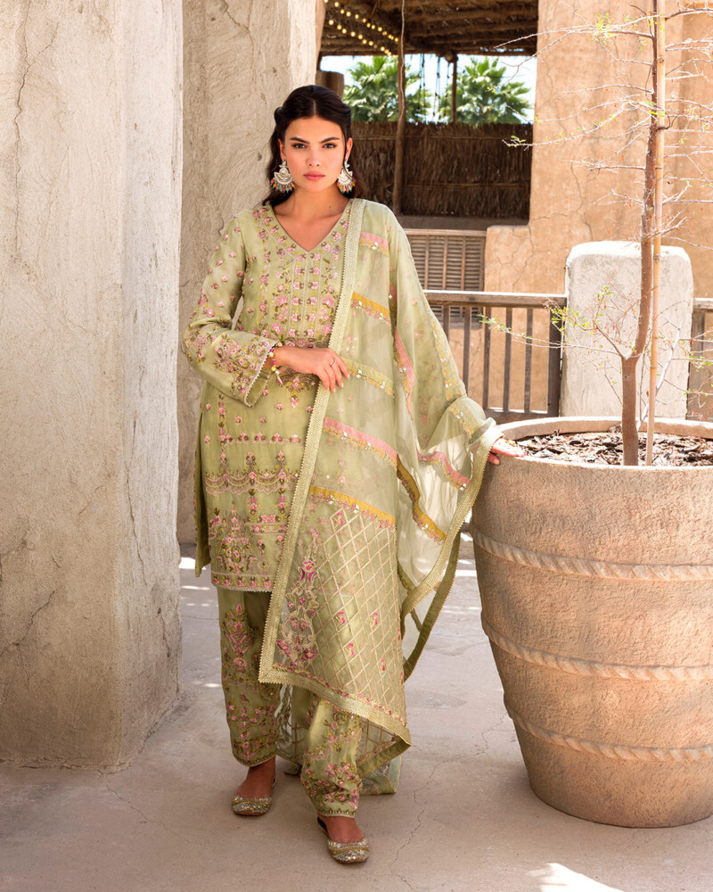 product Faiza Saqlain Noya Luxe Formals