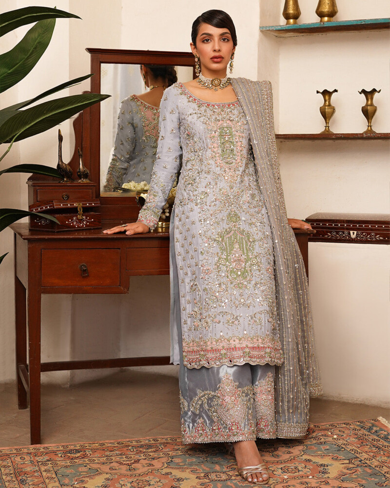 product Faiza Saqlain Edrina Formals