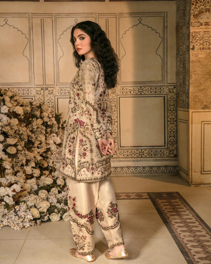 Faiza Saqlain Mehnaz Luxe Formals