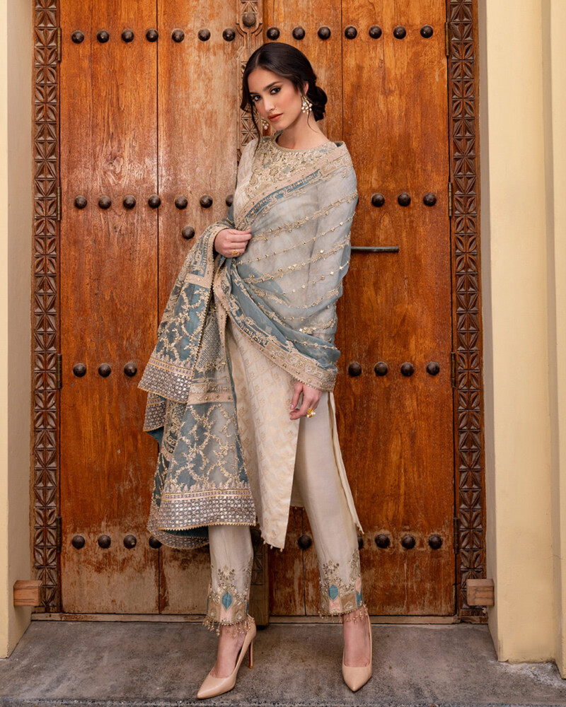 product Faiza Saqlain Talia Luxe Formals