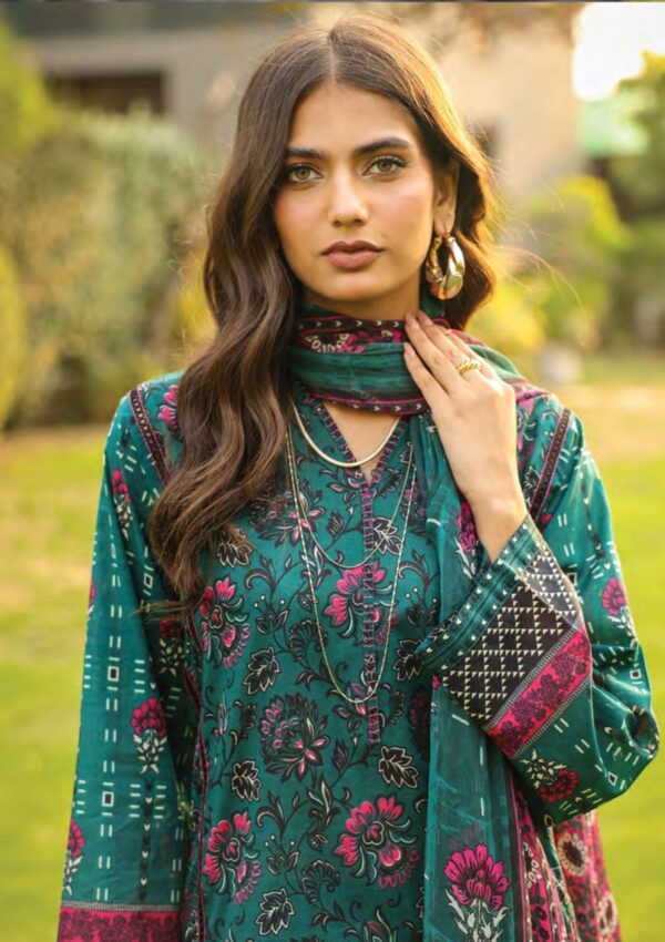 Lakhany Komal Prints Lg Am 88 Lawn Collection 24