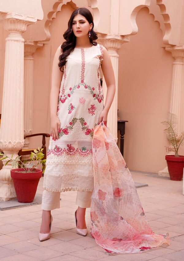 Noor Jahan Kohenoor KN24 02 Lawn Collection 24