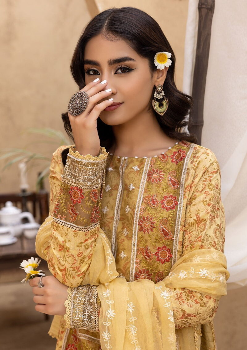 Humdum Ishq Jacquard Is 03 Lawn Collection