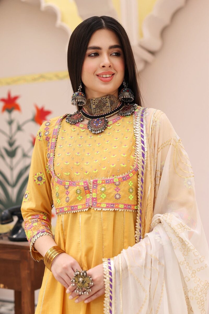 Charizma 3 Pc Embroidered Lawn Shirt With Chiffon Dupatta And Trouser Cnp 4 012