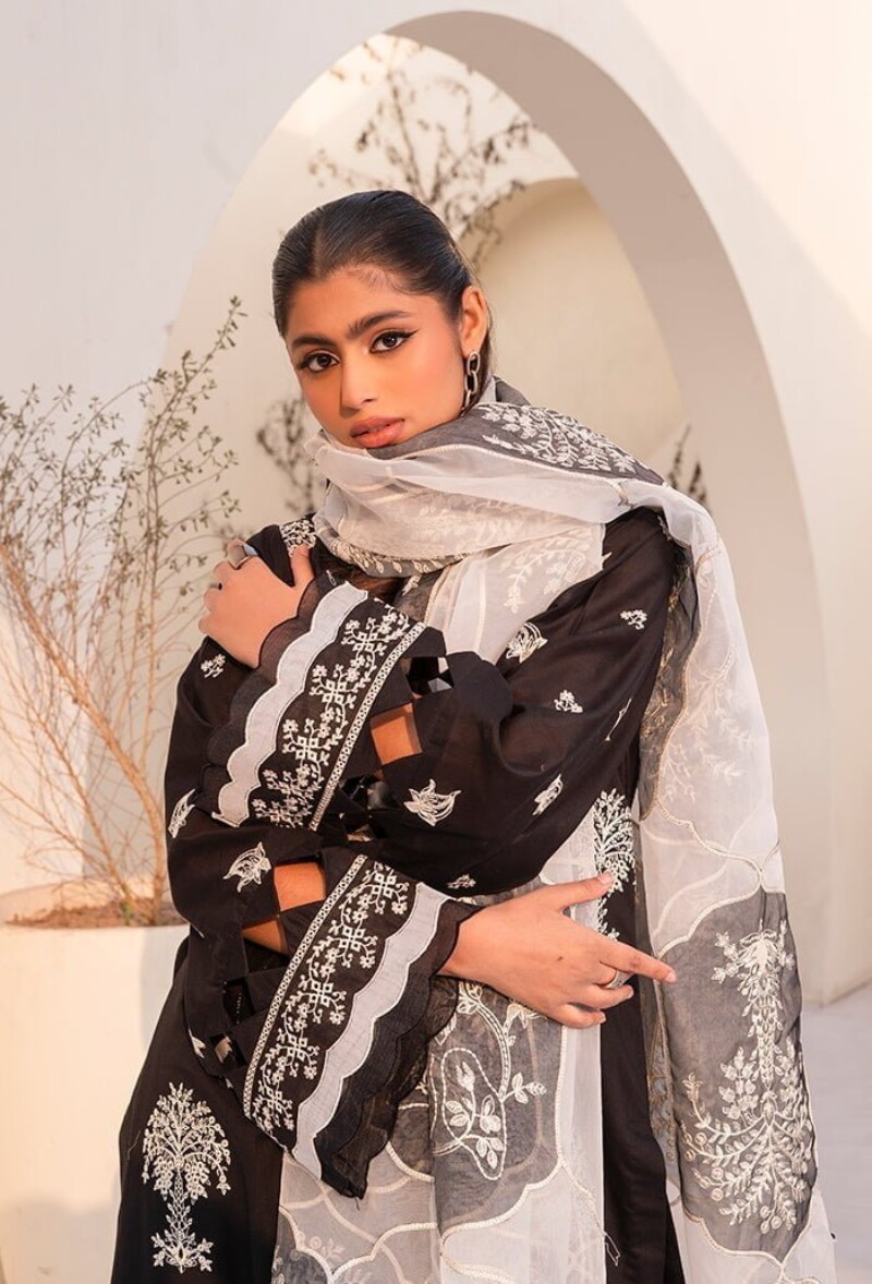 Humdum Al-01 Luxury Lawn 3pc Suit Collection 2024