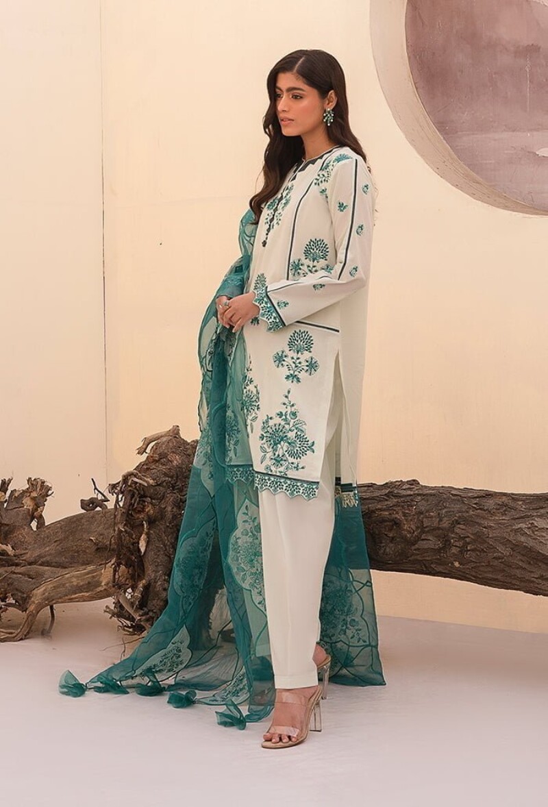 Humdum Al-03 Luxury Lawn 3pc Suit Collection 2024