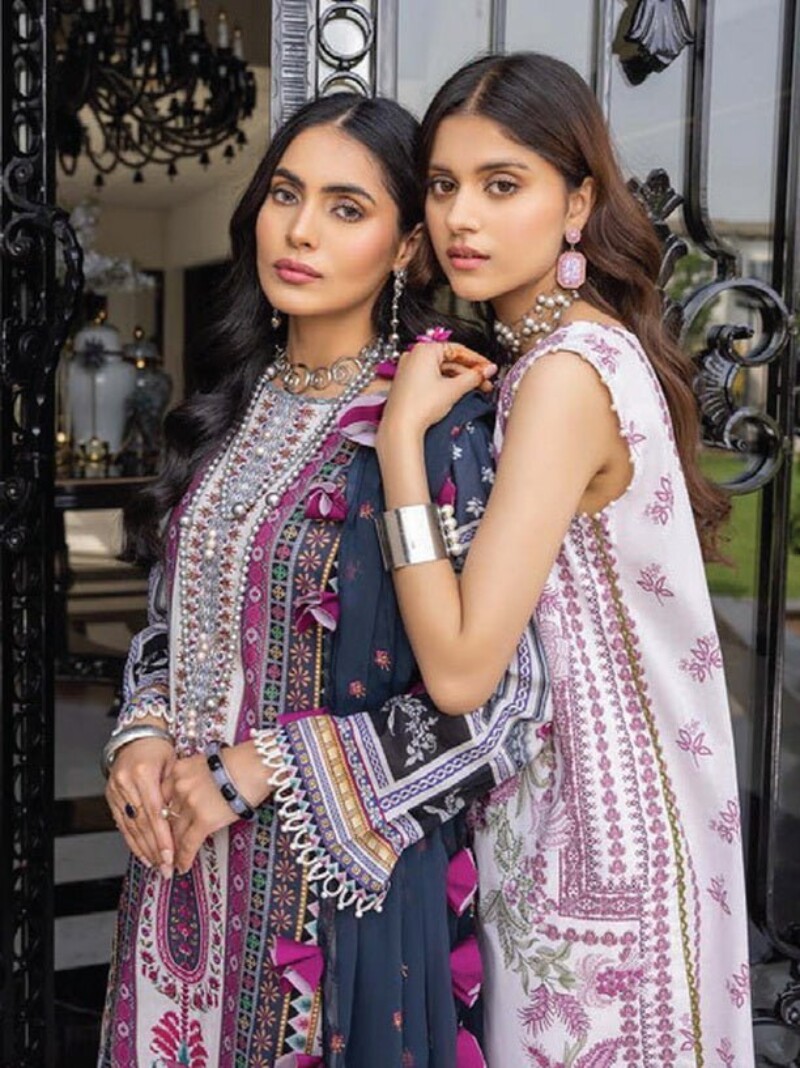 Humdum D-06 Embroidered Lawn 3pc Suit Collection 2024