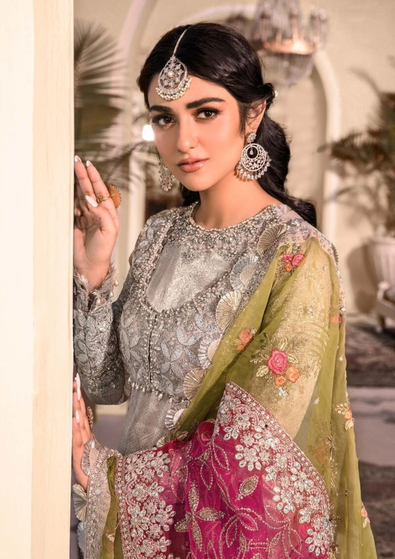 Zainab Manan La Monada Zm 12 Femme Formal Collection