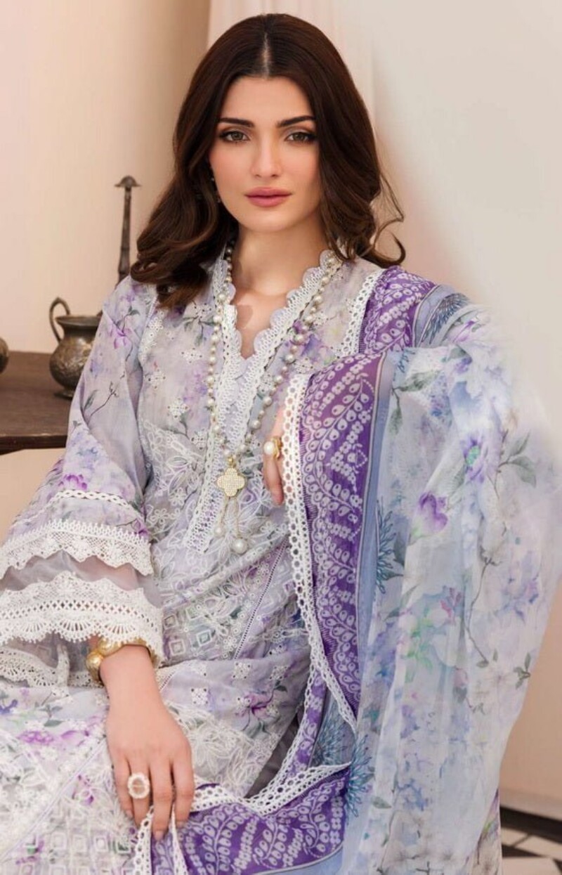 Motifz 4628-Izmit Lawn 3pc Suit Collection 2024