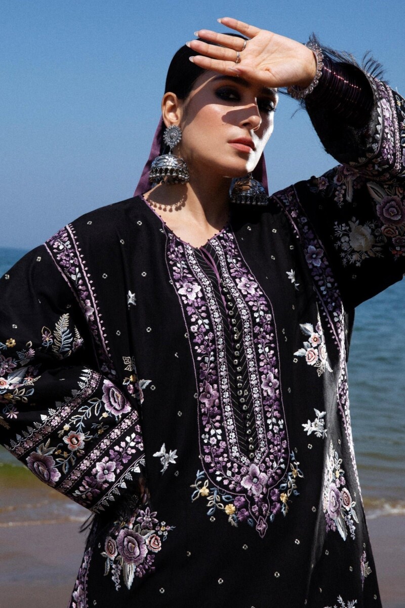 product Zara Shahjahan D-04b Siffa Embroidered Luxury Lawn 3pc Suit Collection 2024