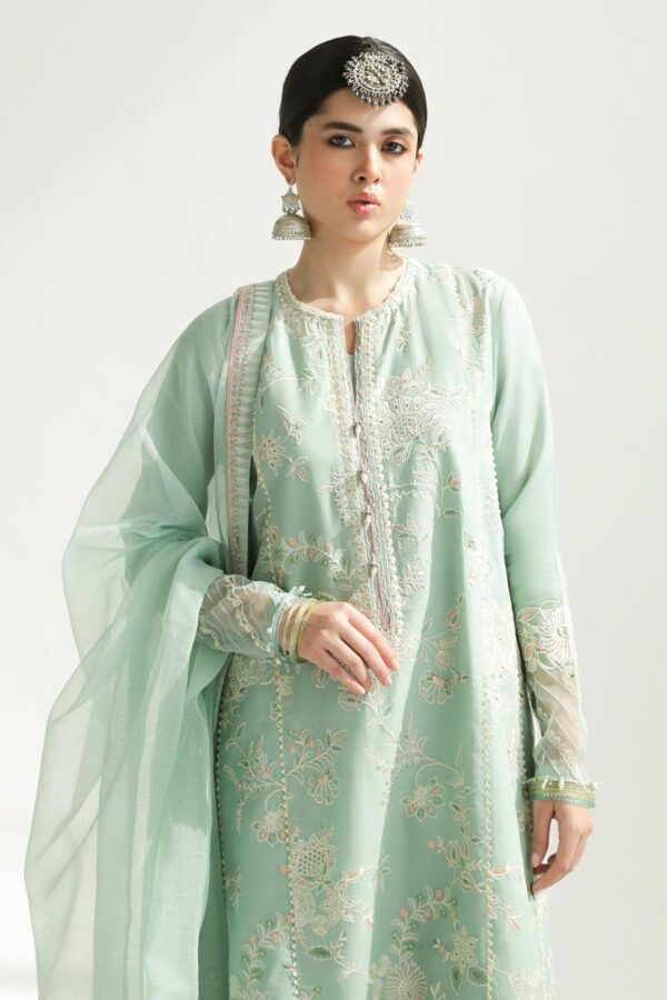 Zara Shahjahan D-05B Amira Embroidered Luxury Lawn 3Pc Suit Collection 2024