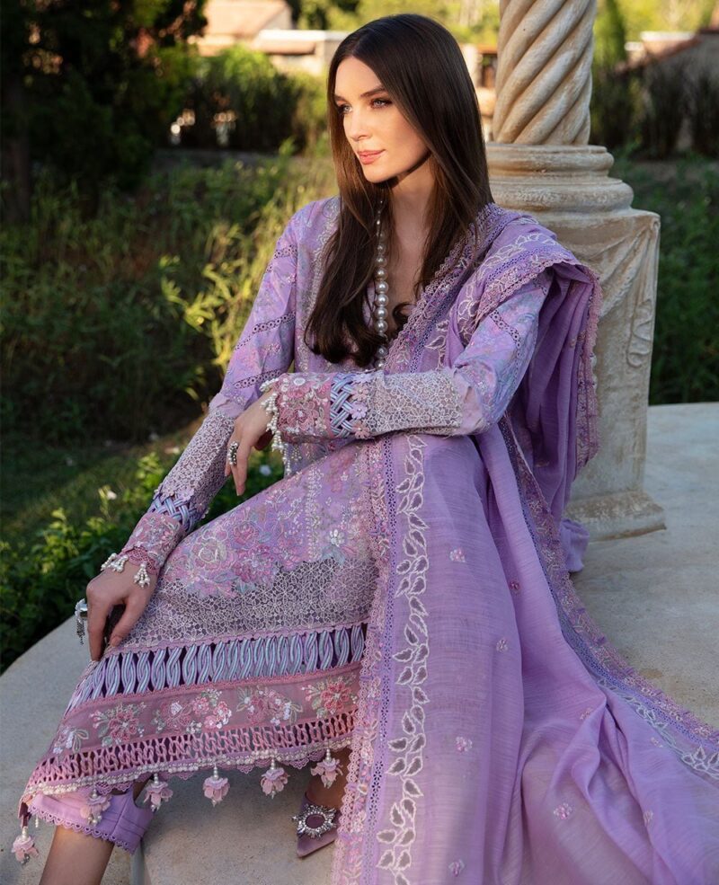 Republic D5-B Naya Lawn 3pc Suit Collection 2024