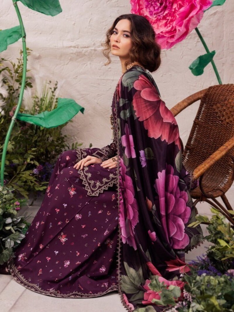 Iznik Dahlia Dl-06 Tranquil Embroidered Luxury Lawn 3pc Suit Collection 2024