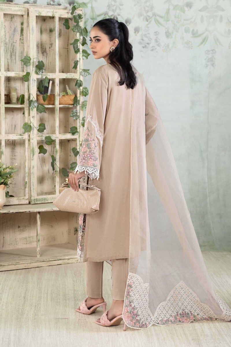 Maria B 3 Piece Embroidered Lawn Suit Dw-Ea24-33 Casuals