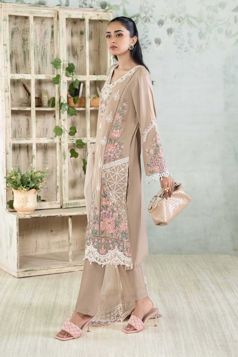 Maria B 3 Piece Embroidered Lawn Suit Dw-Ea24-33 Casuals