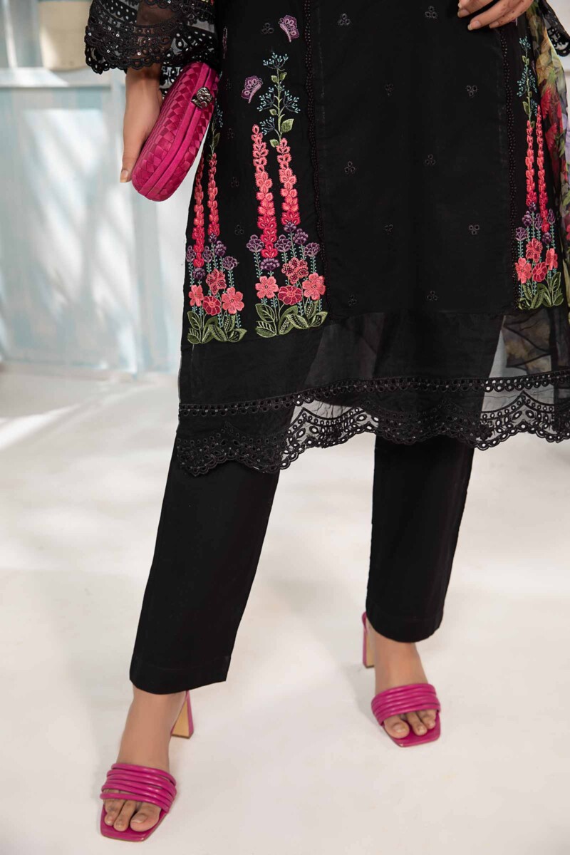 Maria B 3 Piece Embroidered Lawn Suit Dw-Ea24-37 Casuals