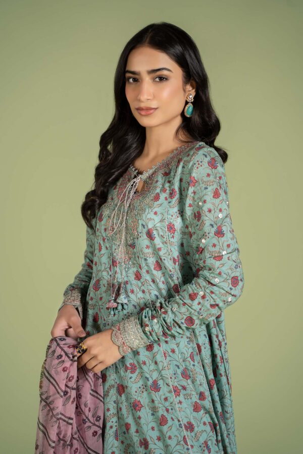 Motifz 4435 Sabiha Embroidered Lawn Collection 24