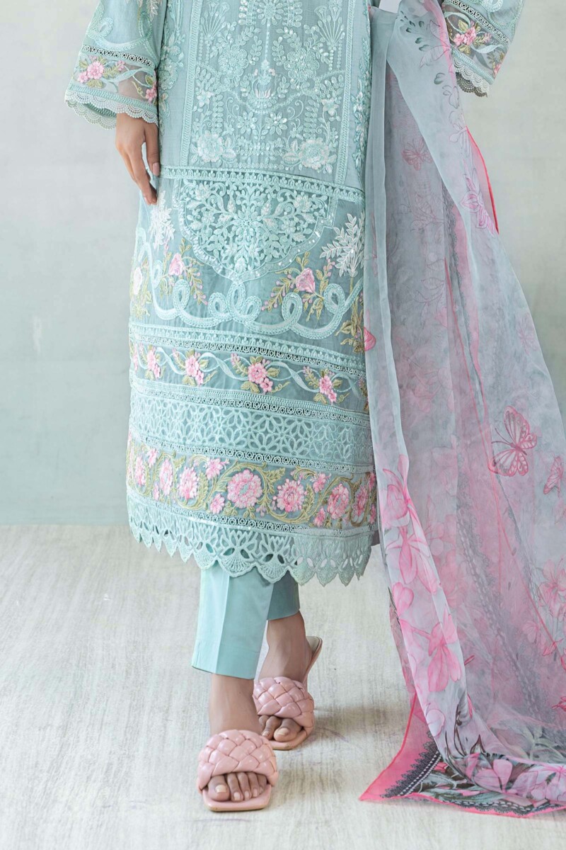 Maria B 3 Piece Embroidered Lawn Suit Dw-Ea24-16 Casuals