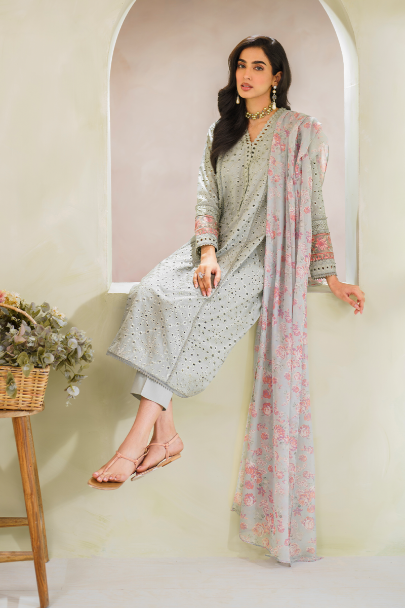 Iznik Ip-224 Embroidered Lawn Ready To Wear