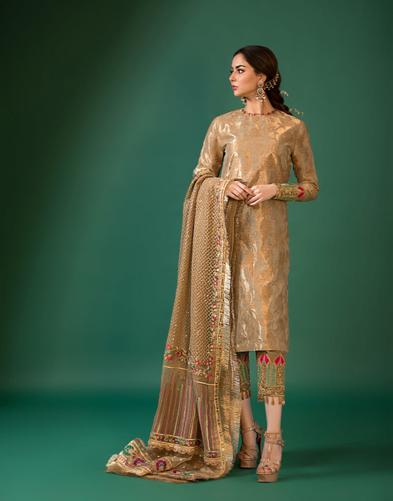 product Faiza Saqlain Layaan Luxe Formals