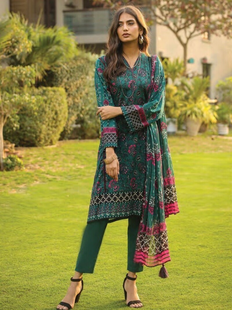 Komal Lg-Am-0088-A Printed Lawn 3pc Suit Collection 2024