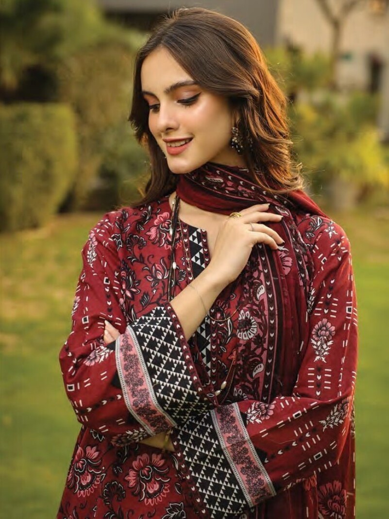 Komal Lg-Am-0088-B Printed Lawn 3pc Suit Collection 2024