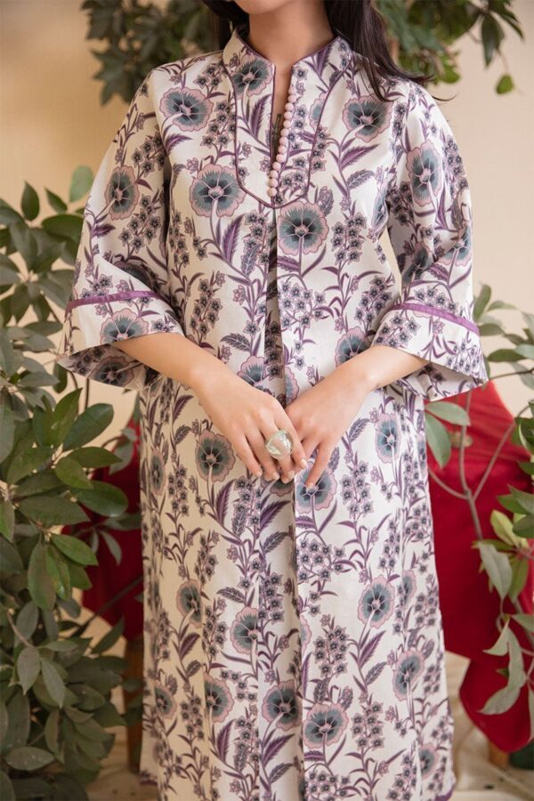 Mushq Hazel Grace Wisteria Basic Pret Collection