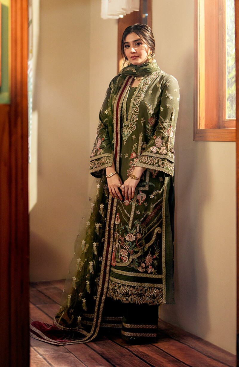 product Maryum N Maria Embroidered Lawn Ms24-565 3 Piece Suit Cultural Outfit 2024