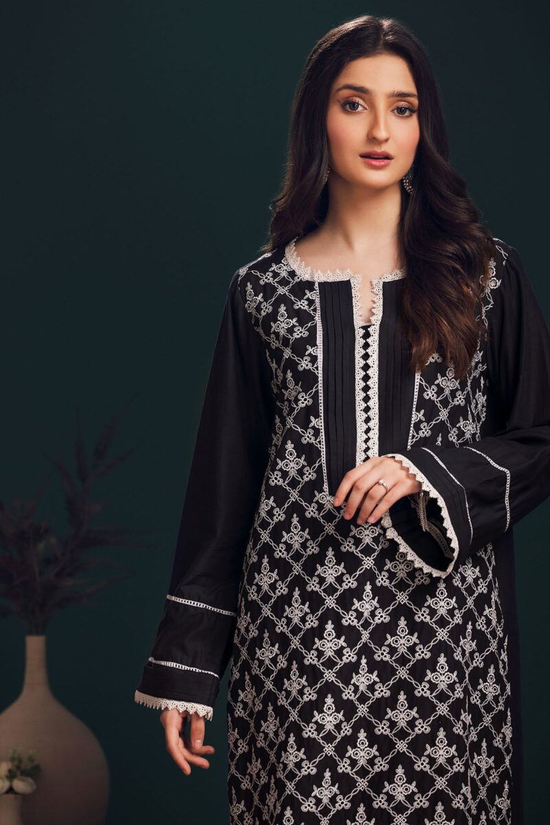 Motifz 3994-BLACK SCHIFFLI EMBROIDERED LAWN STITCHED Casuals