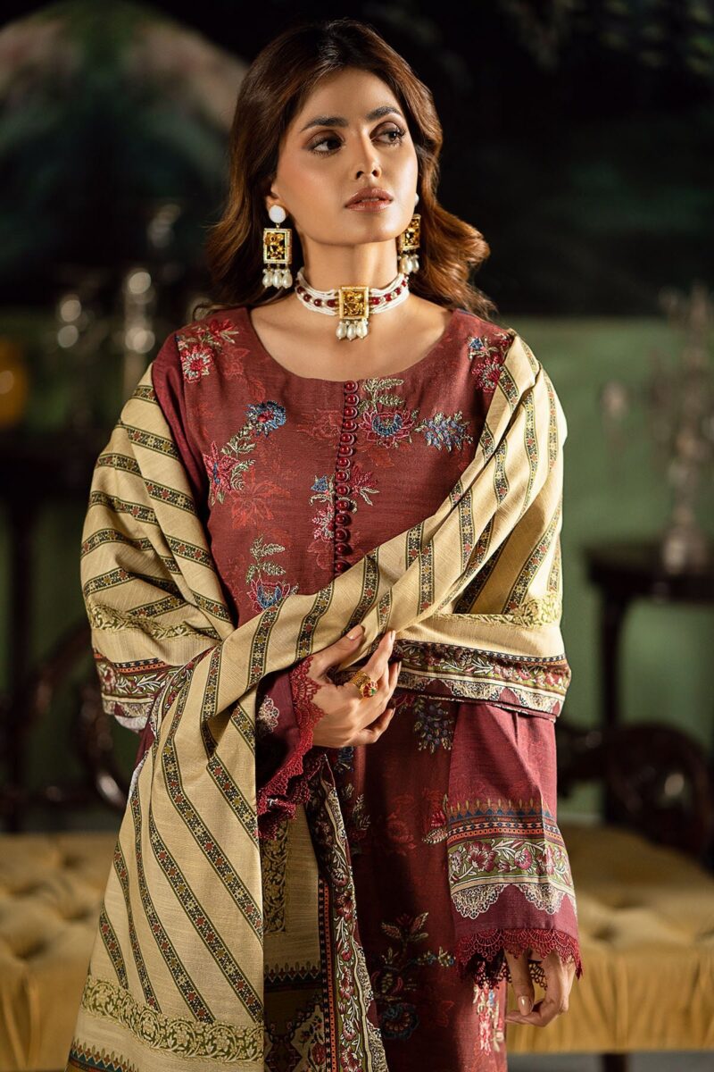 Motifz 4390-SOZE-YAQEEN DIGITAL PRINTED KHADDAR STITCHED Casuals