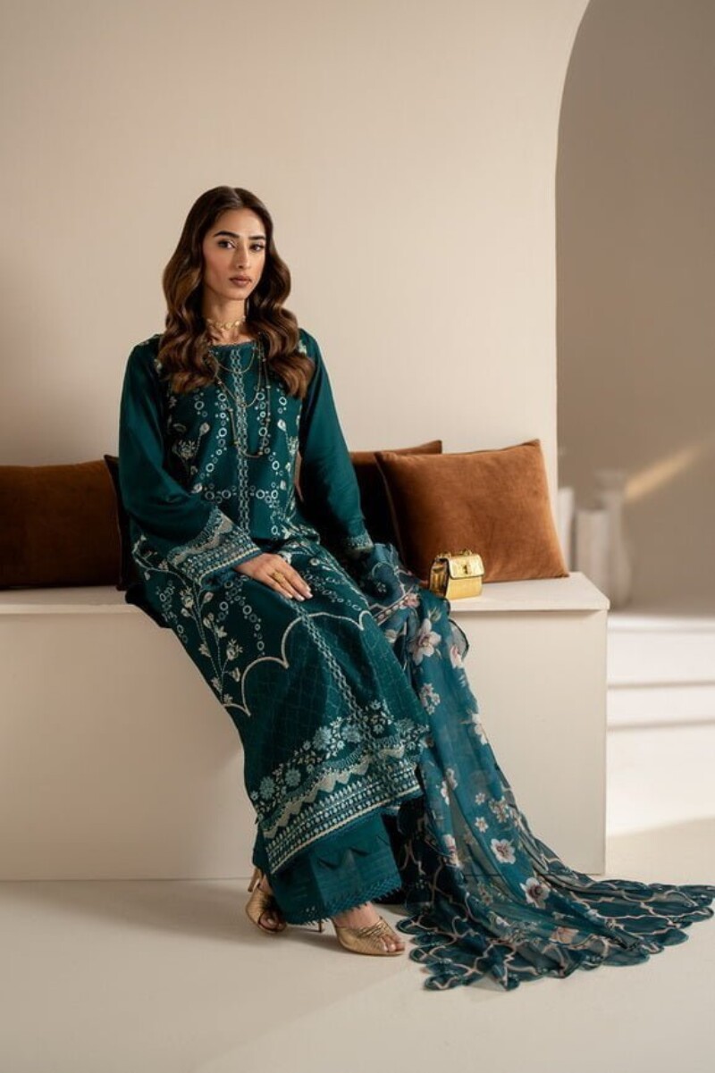 Azzal Mehr Lawn 3pc Suit Collection 2024