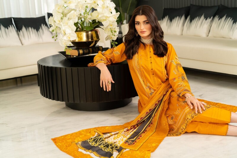 product Regalia Salina S8-04 Vol-08 Digital Printed Lawn Collection 2024