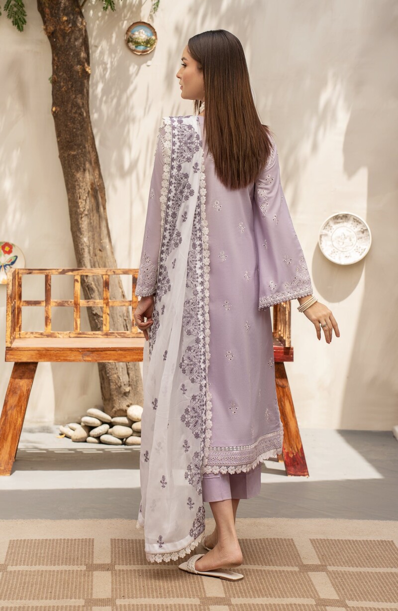 Zarif Zfl 02 Ilsa Festive Lawn 2024 Collection 24