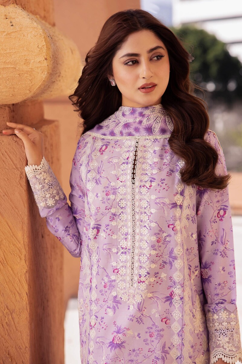 product Zaha By Khadijah Shah Zl24-10a Sena Embroidered Lawn 3pc Suit Collection 2024